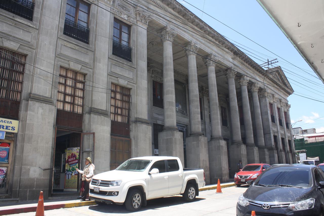 Hotel Casa Del Viajero Quetzaltenango Bagian luar foto