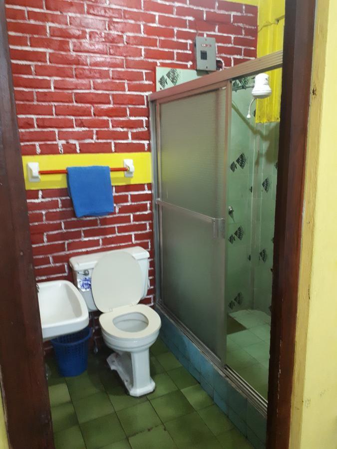 Hotel Casa Del Viajero Quetzaltenango Bagian luar foto
