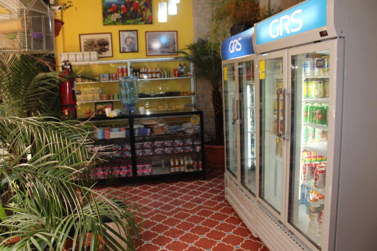 Hotel Casa Del Viajero Quetzaltenango Bagian luar foto