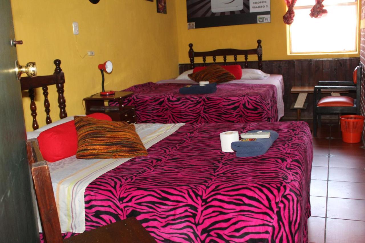 Hotel Casa Del Viajero Quetzaltenango Bagian luar foto